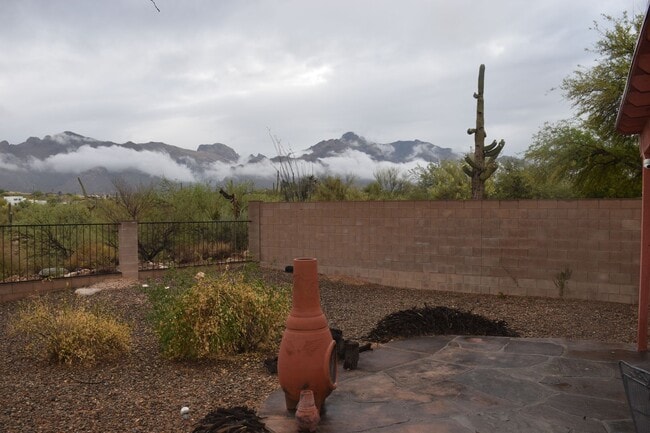 Building Photo - Furnished 3 Bedroom Home in Foothills with...
