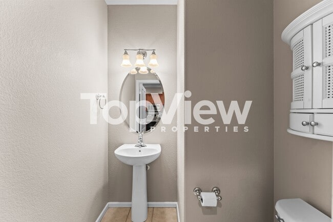 Building Photo - 7045 Red Sand Grove