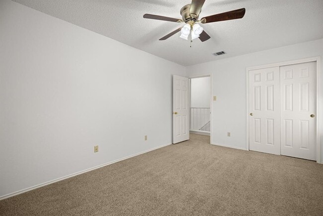 Building Photo - 13313 Black Canyon Dr
