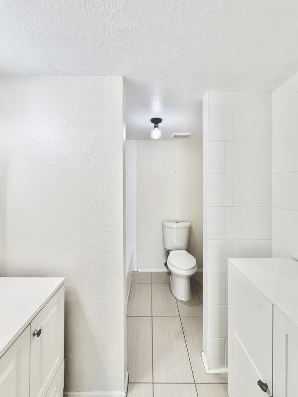 Building Photo - 6388 93rd Ter