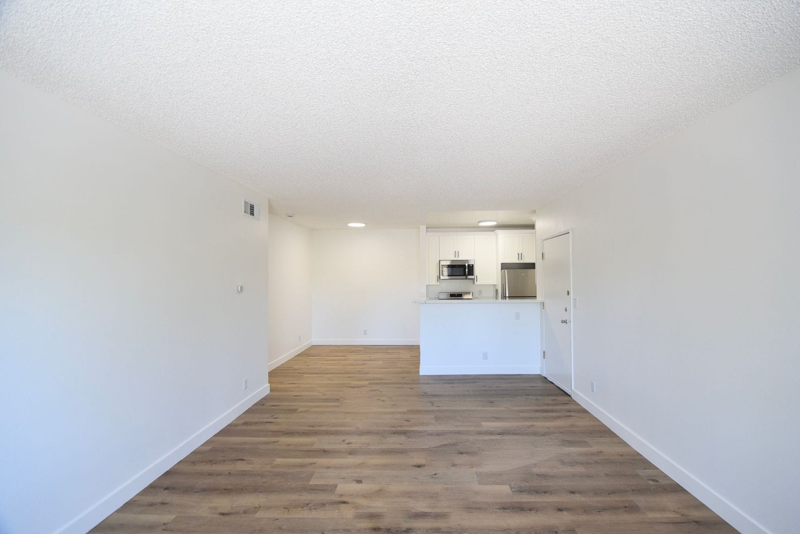 Building Photo - 5400 Morella Ave