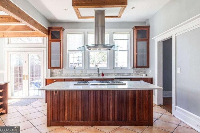 Building Photo - 692 Myrtle St NE