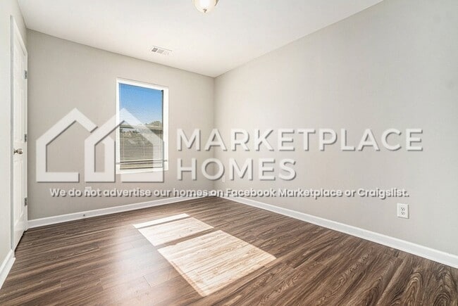 Building Photo - 5802 Westchase St