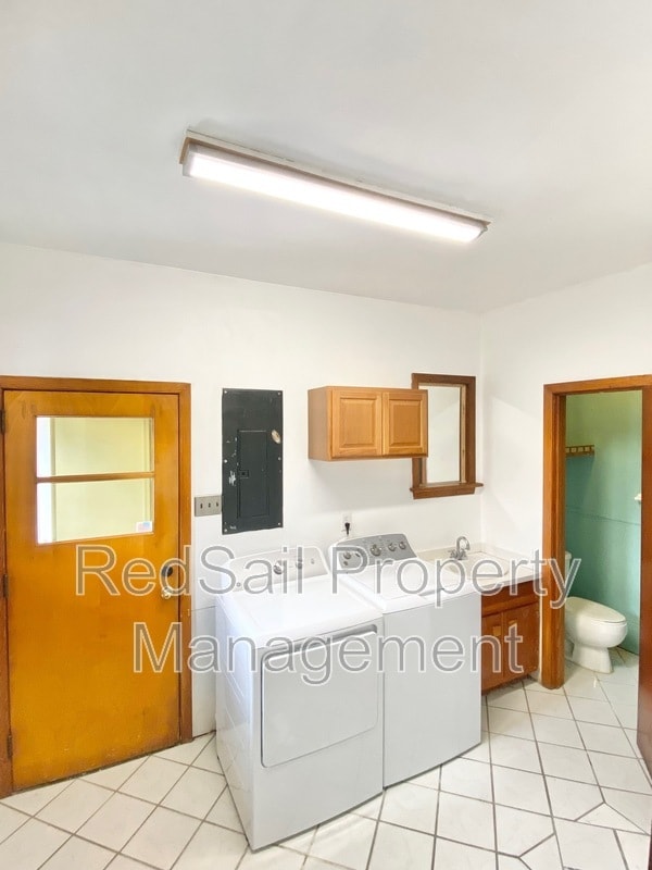 Building Photo - 315 Bunting Point Rd