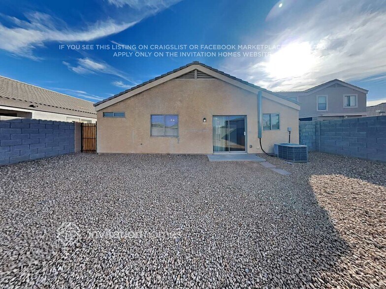 Building Photo - 14808 N B St