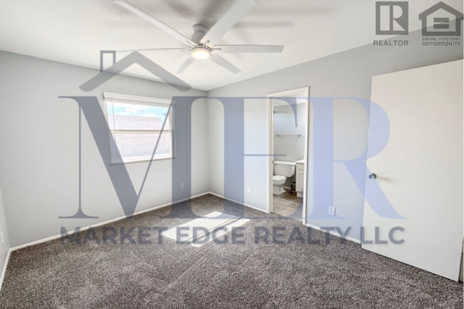 Building Photo - 3Bed/2Bath Home at Olive Ave/103rd Ave! Ready for Immediate Move-In! -- RV GATE! NO HOA!