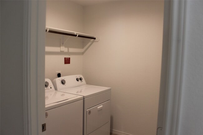 Building Photo - 1126 Appaloosa Ln