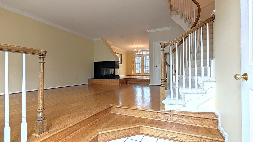 Building Photo - 1379 Heritage Oak Way