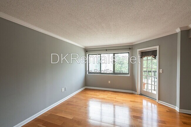 Building Photo - 795 Hammond Dr NE