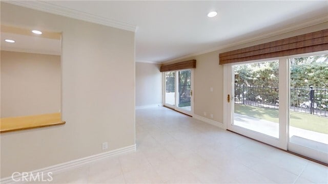 Building Photo - 2607 Vista Ornada