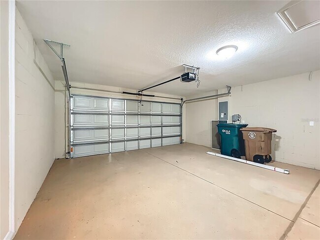 Building Photo - 1954 NW 21st Ave