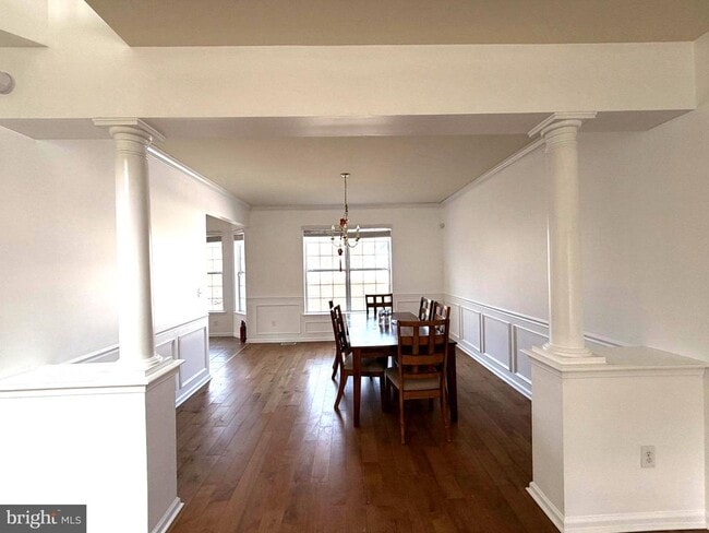 Building Photo - 101 Goldenrod Ln