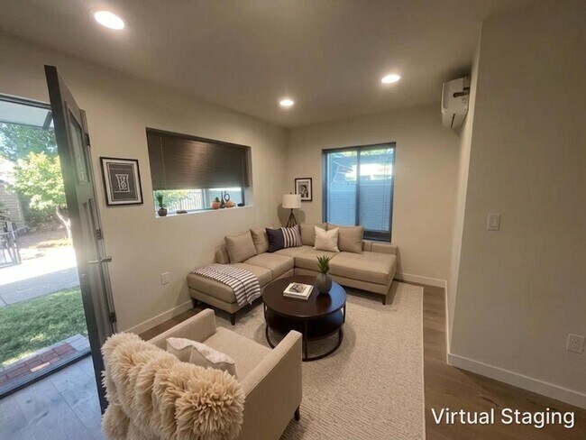 Building Photo - 11303 Paso Robles Ave
