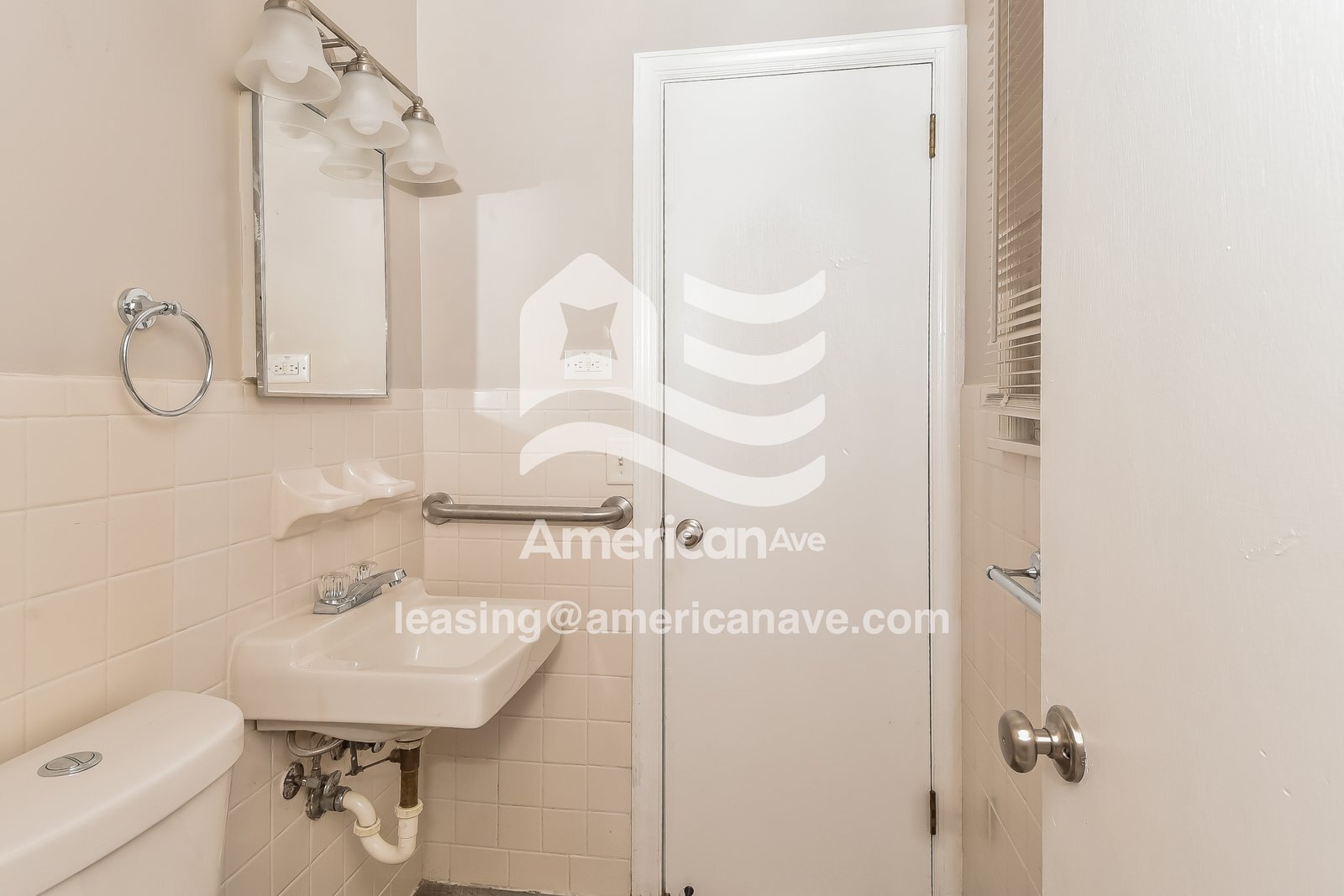 Building Photo - 35 Cavalier Ct