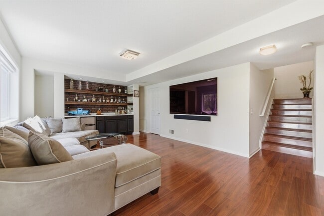 Building Photo - 2243 Sun Valley Dr