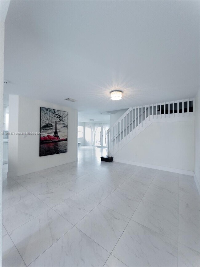 Building Photo - 16449 SW 48th Terrace