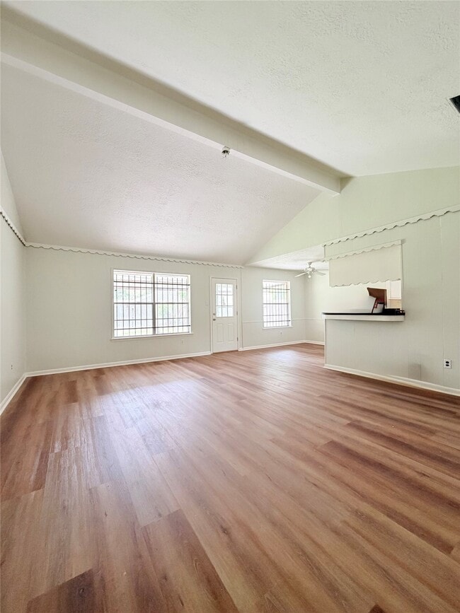 Building Photo - 4410 Longhorn Dr