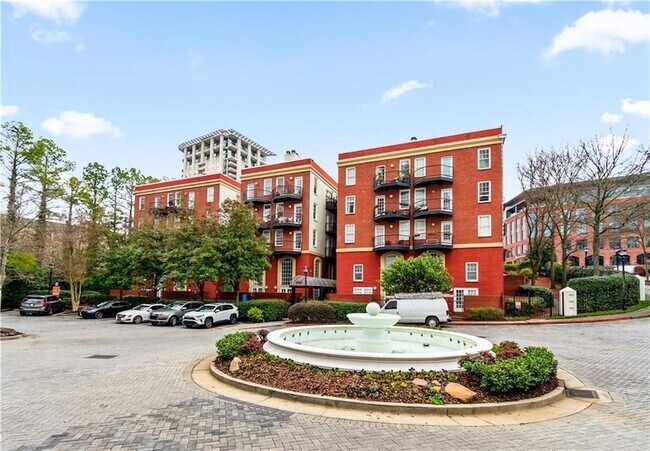 Building Photo - 2840 Peachtree Rd NW