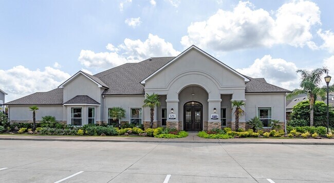 Building Photo - 529 Barker-Clodine Road Unit 19201