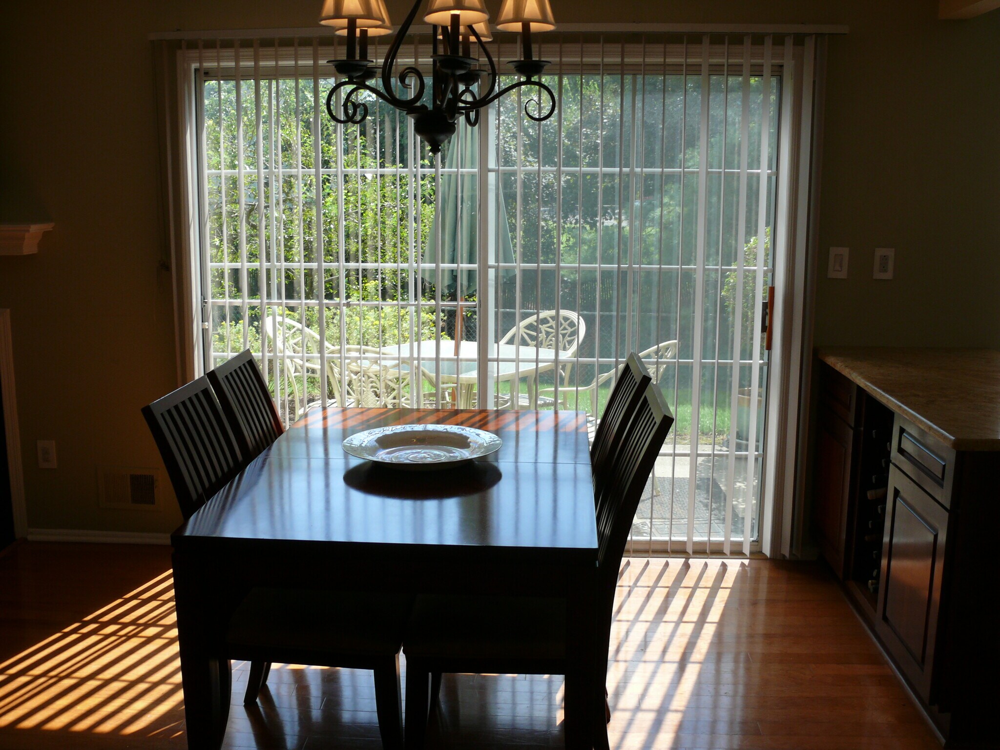 Dining Room - 131 Country Club Dr