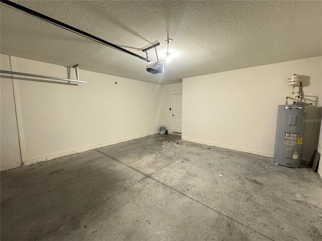 Building Photo - 1018 Ashentree Dr