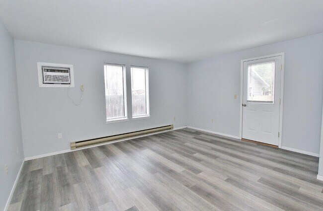 Building Photo - 123 Oxley Rd