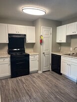 Building Photo - The Reserve at Opelika