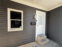 Building Photo - 32 Cherry St