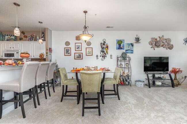 Building Photo - 5056 Glenbrook Dr