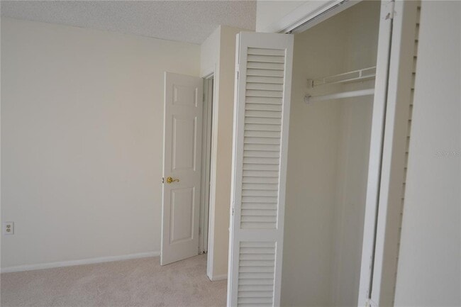 Building Photo - 329 Moorings Cove Dr