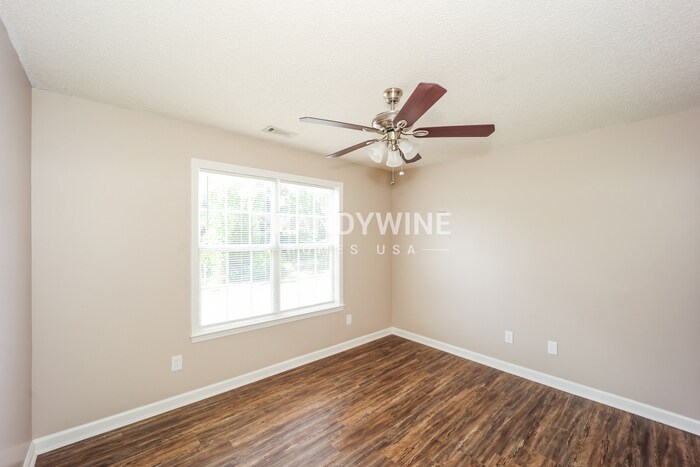 Building Photo - 2040 Club Bay Dr