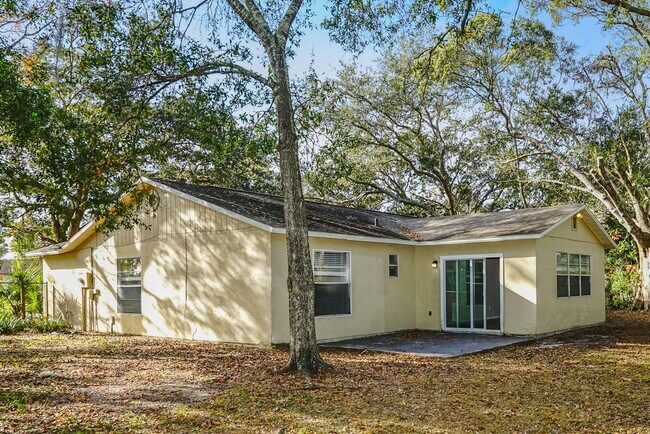 Building Photo - 1565 Quill Ct