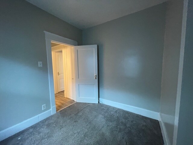 Building Photo - 237 E Victoria St