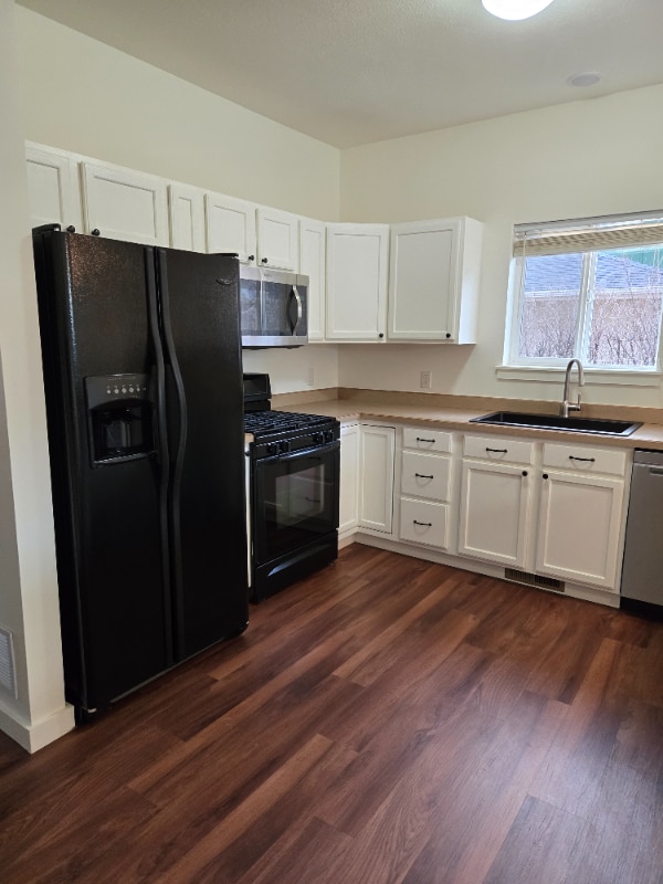 Building Photo - 4281 W Babcock St