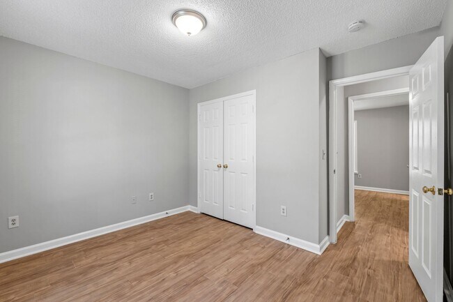 Building Photo - 1811 Cody Ave