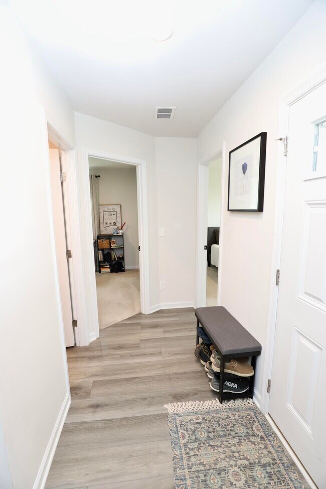Building Photo - 1029 Bermuda Cedar Ln