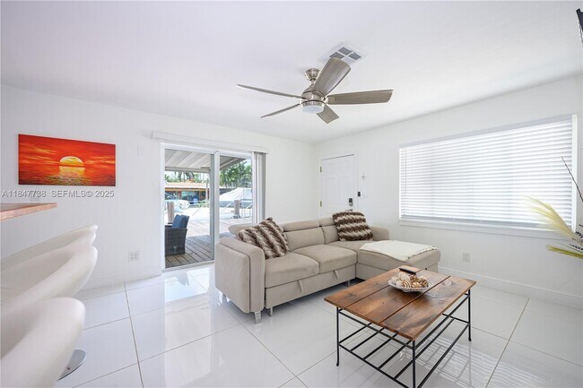 Building Photo - 1453 NW 10th St