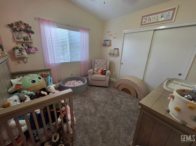 Building Photo - 406 Calle De La Vina