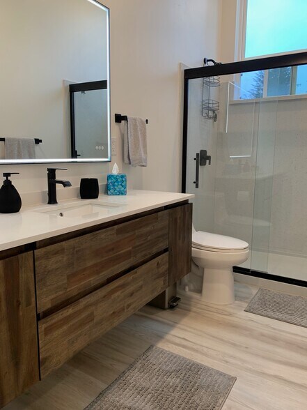 Building Photo - 1195 Wikiup Dr