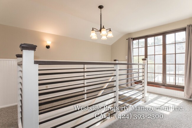 Building Photo - 4331 Price St