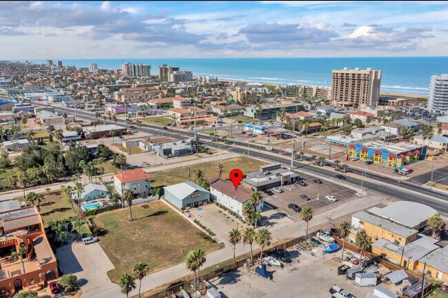 Building Photo - 102 W Corral St