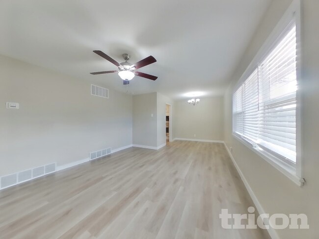 Building Photo - 1952 S Tennyson St