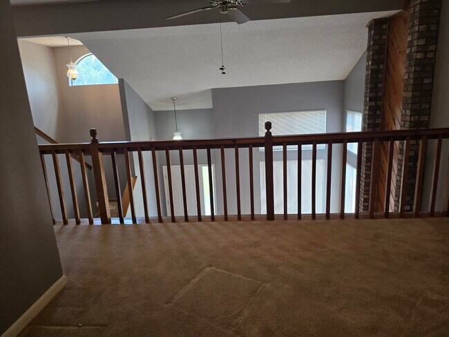Building Photo - 3929 Balsam Dr
