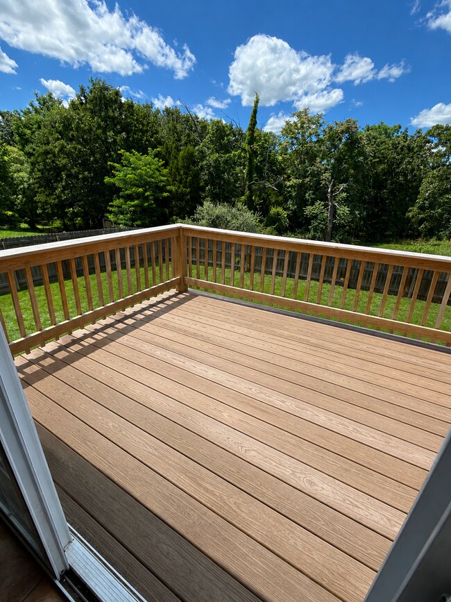 Building Photo - 108 La Vista Dr