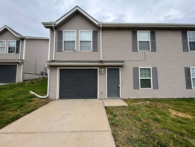 Primary Photo - 2-Bedroom, 1.5 Bathroom Duplex with 1 Car ...