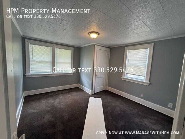 Building Photo - 745 Noble Ave
