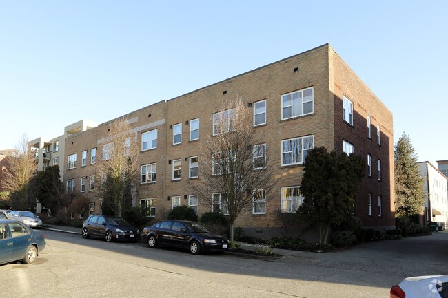 Primary Photo - Chelan Apartments