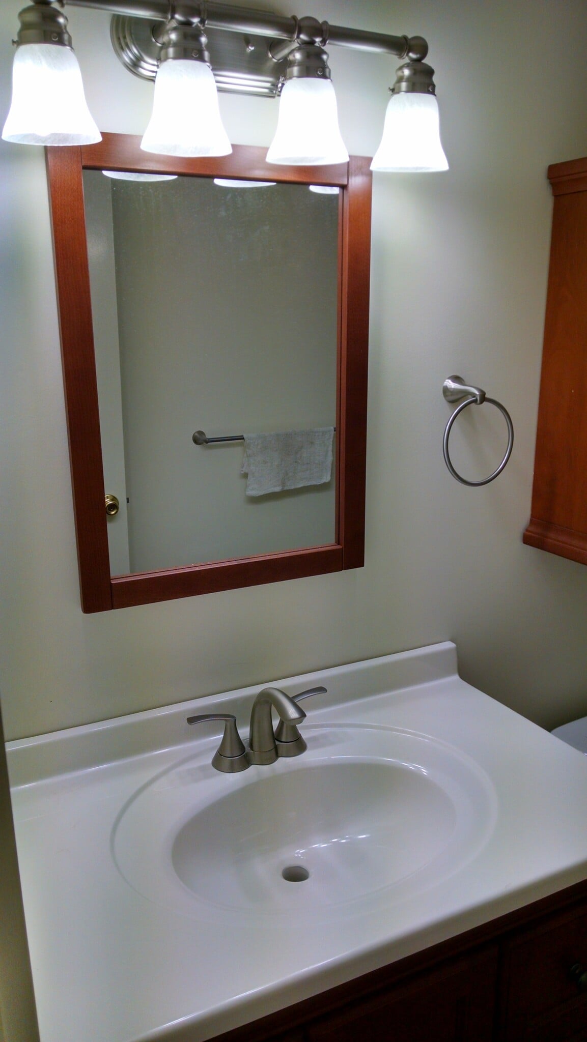 Bath - 55 Wildman St