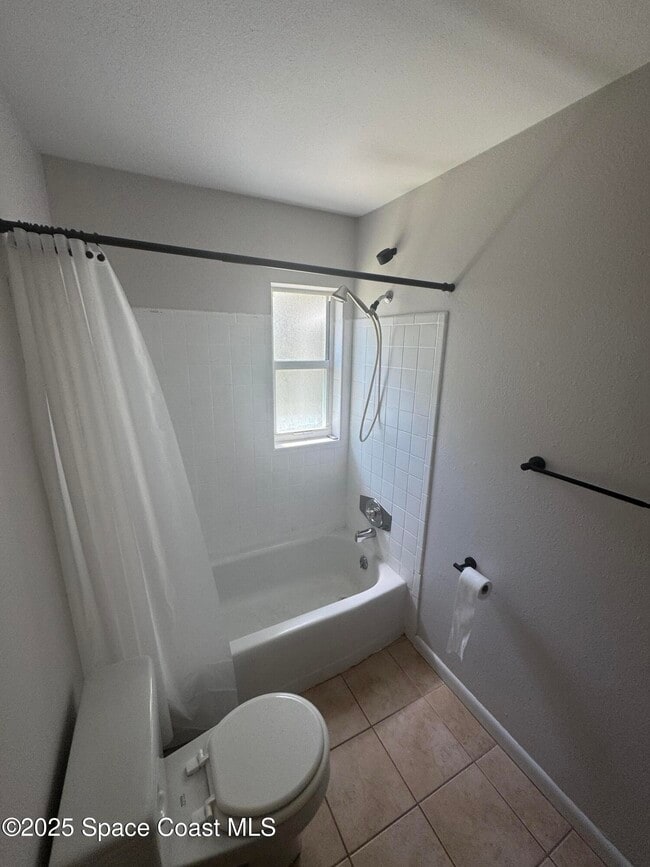 Building Photo - 1953 Harrison Ave