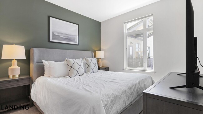 Building Photo - 10900 Legacy Gateway Cir